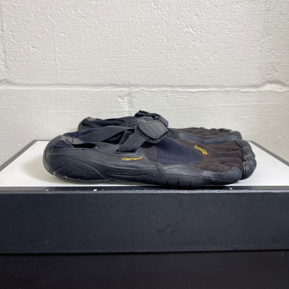 Vibram FiveFingers KSO Black Barefoot Running Shoes Women's Size 38 EU/8 US